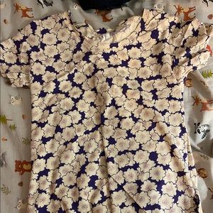 Uniqlo T-shirt (fits XS-S)